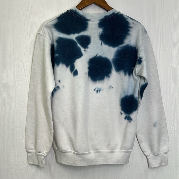 Peanuts - Snoppy Tie Dye Blue And White Snoppy Joe Cool Graphic Sweatshirt Small - Picture 10 of 10